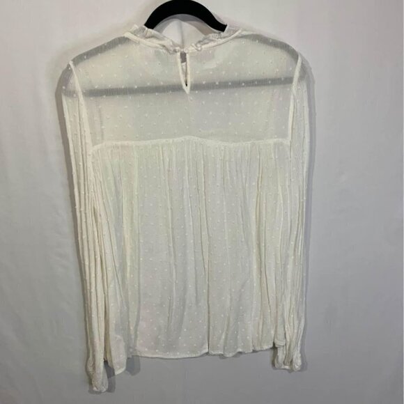 Woman’s white swing top. Long sleeve. White. Size large. Sheer detail. New condi - Picture 6 of 10